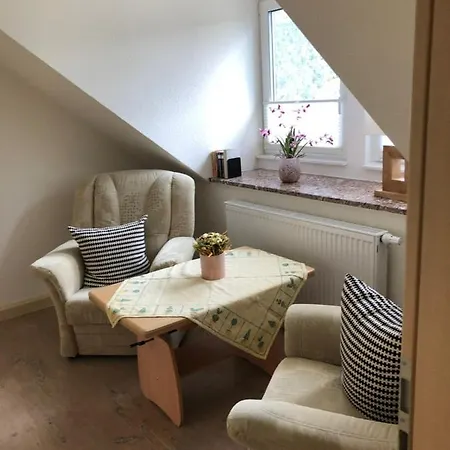 Schwarzatal Apartment *