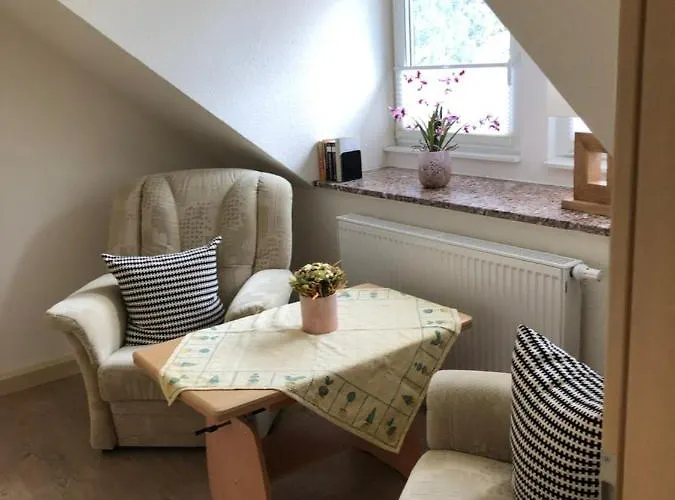 Schwarzatal Apartament *